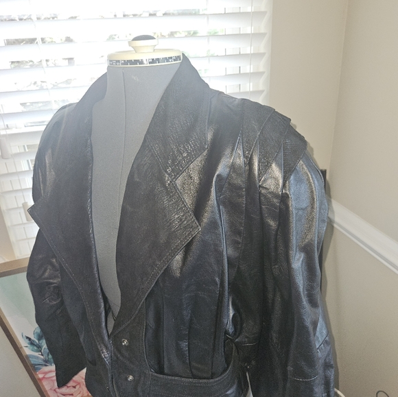 VTG 80's Black Leather jacket - Picture 4 of 11